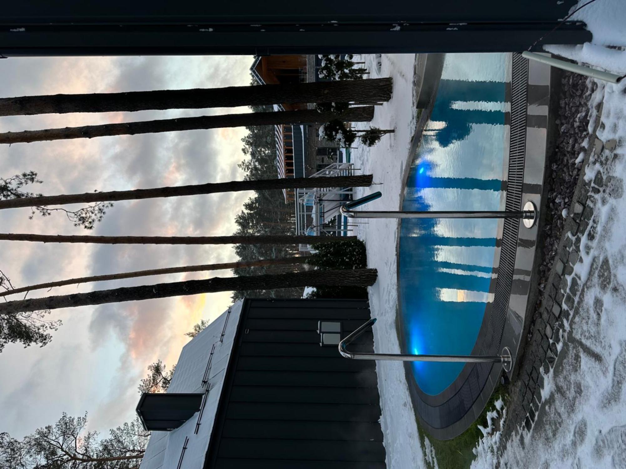 Hotel Golden Lion & Spa Tynnoye エクステリア 写真