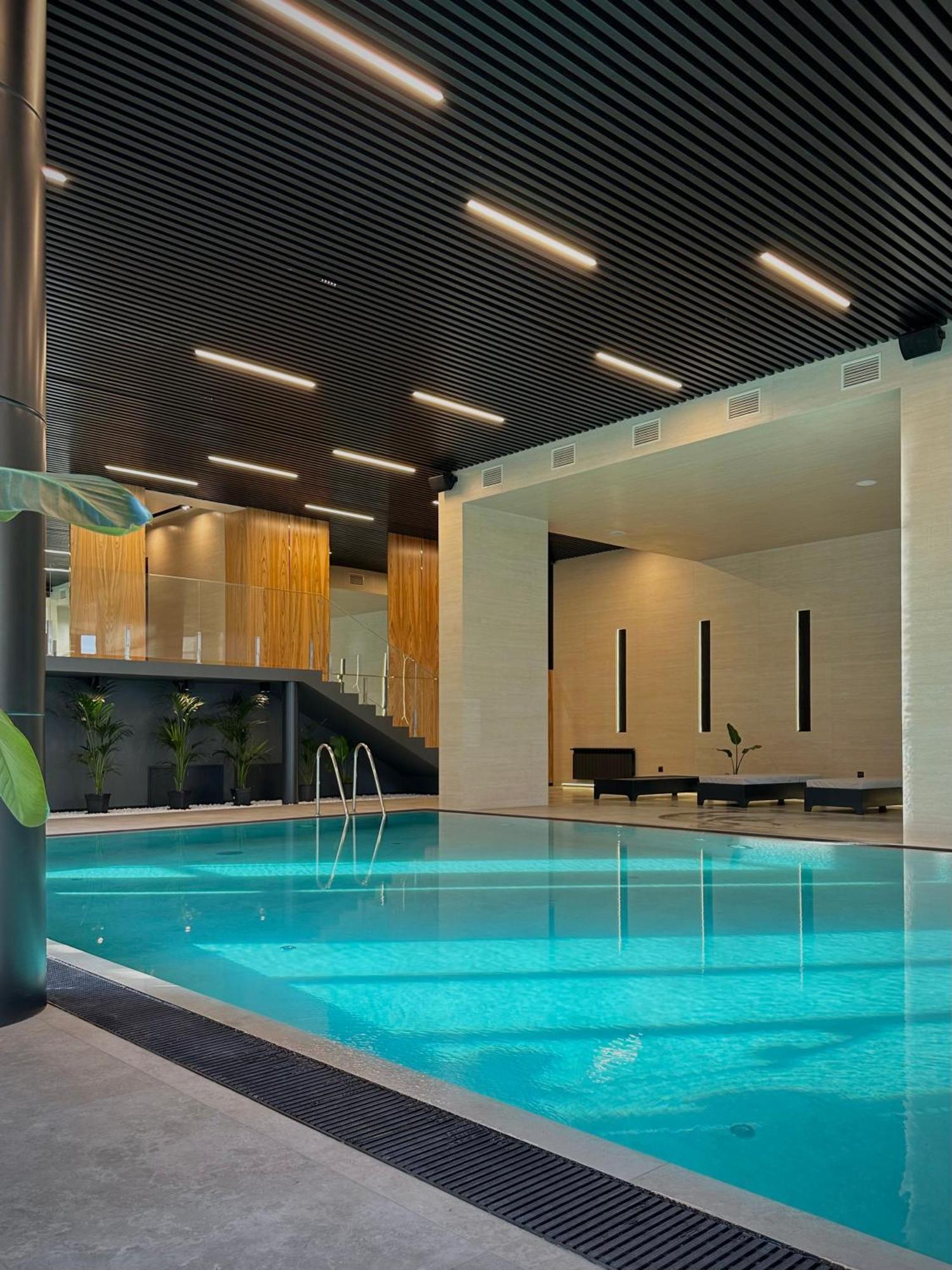 Hotel Golden Lion & Spa Tynnoye エクステリア 写真