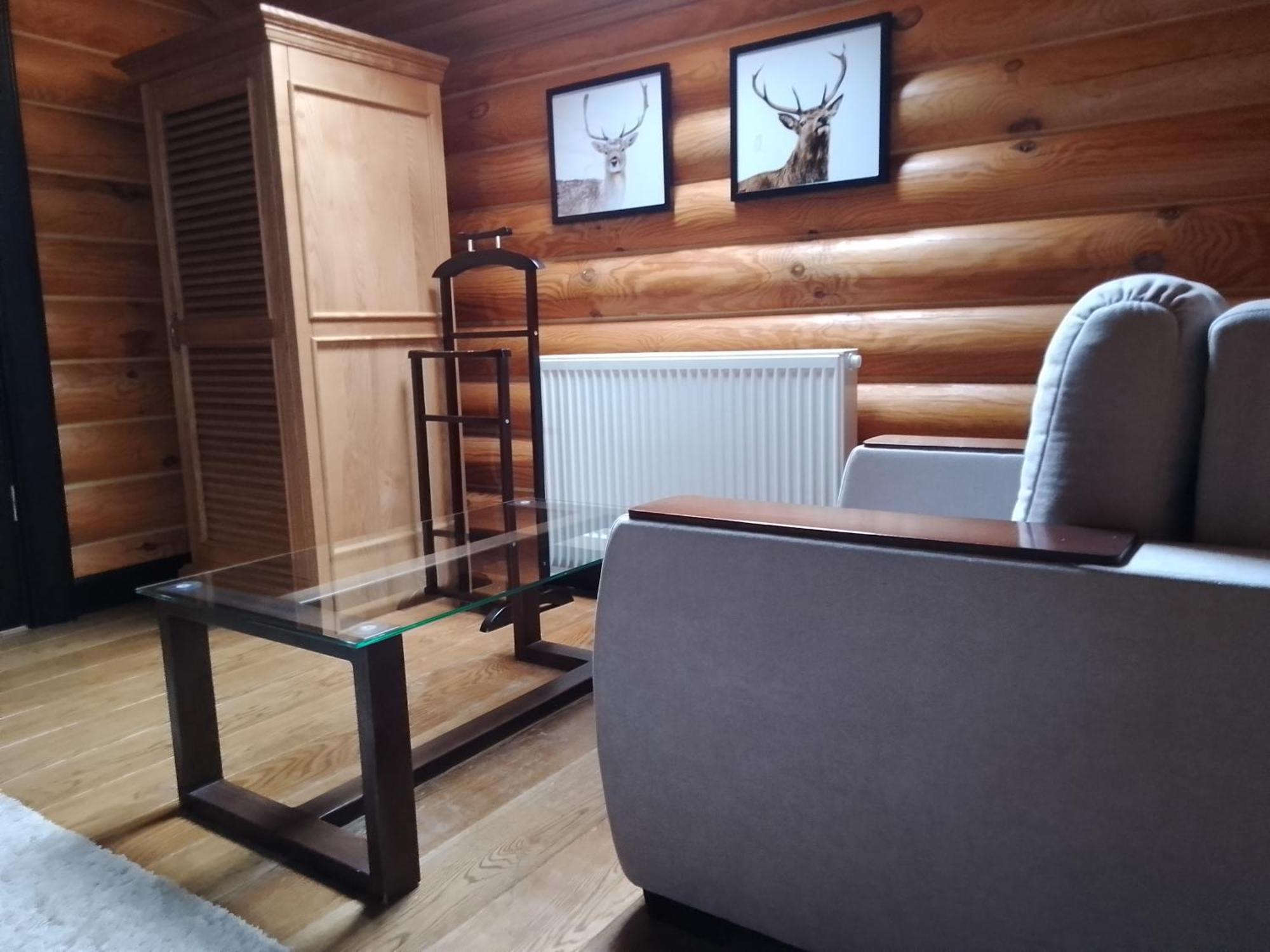 Hotel Golden Lion & Spa Tynnoye エクステリア 写真