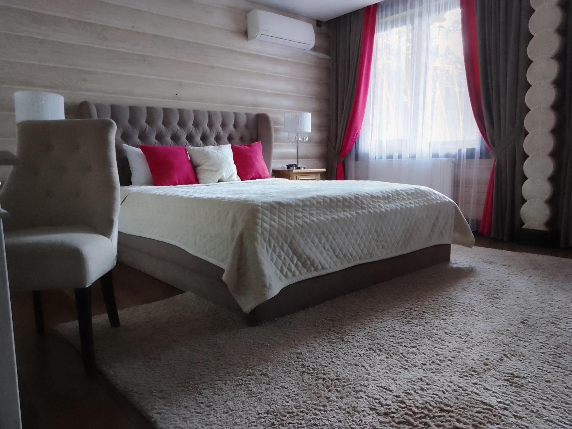 Hotel Golden Lion & Spa Tynnoye エクステリア 写真