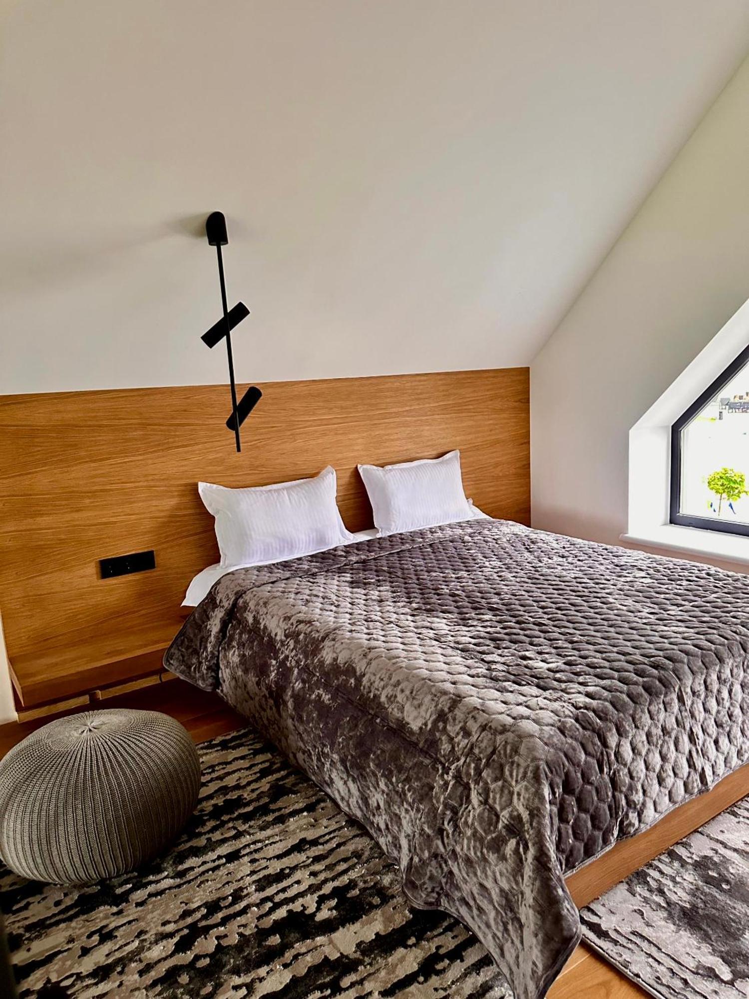 Hotel Golden Lion & Spa Tynnoye エクステリア 写真
