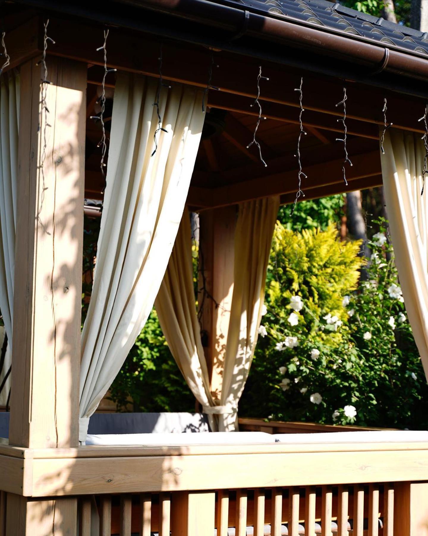 Hotel Golden Lion & Spa Tynnoye エクステリア 写真